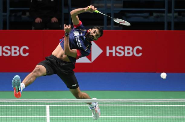 羽毛球拍重量指南：4U和10U分別適合哪些打法？