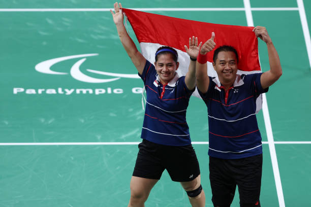 進攻型VS防守型？不同品牌羽毛球拍性能對比