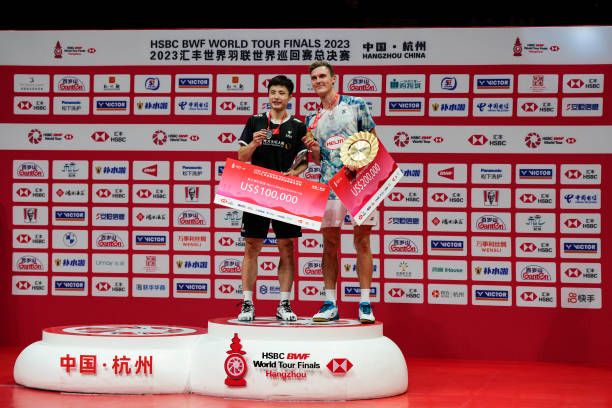 羽毛球雙打術(shù)語解析：輪轉(zhuǎn)、封網(wǎng)、補(bǔ)位等戰(zhàn)術(shù)詞匯