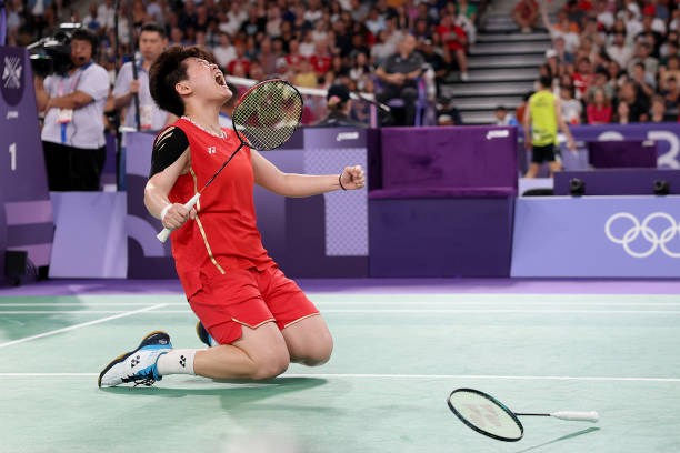 羽毛球國際大賽最新視頻:頂尖選手巔峰對決