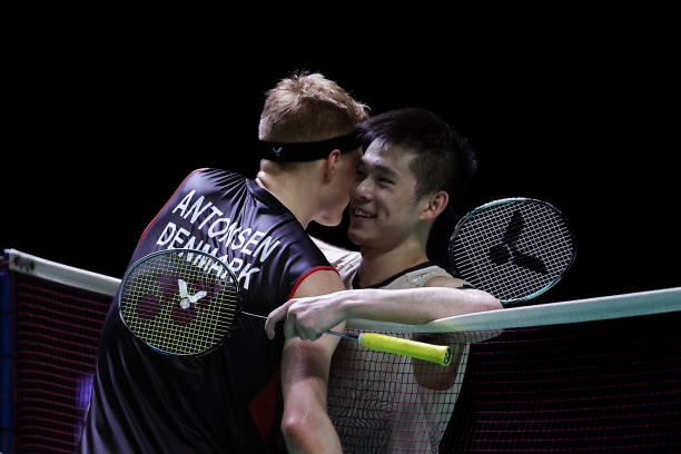 羽毛球館墻壁顏色規(guī)范:深色背景的科學依據(jù)