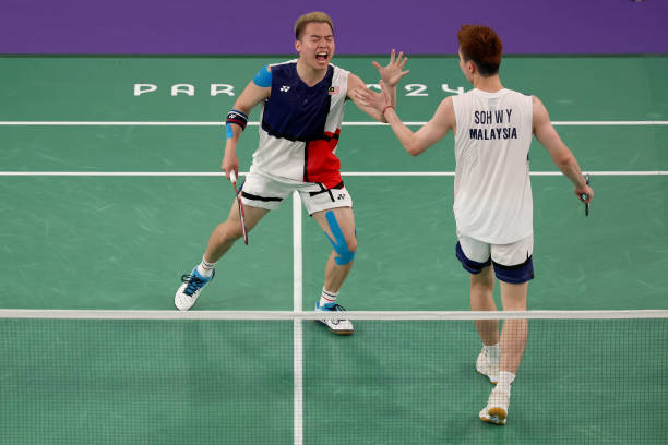 萌娃揮拍!小學(xué)生羽毛球表演精彩集錦