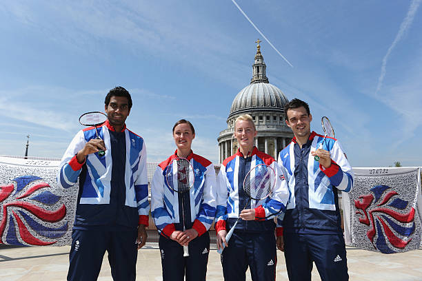 羽毛球發(fā)球規(guī)則:擊球點(diǎn)高度限制詳解