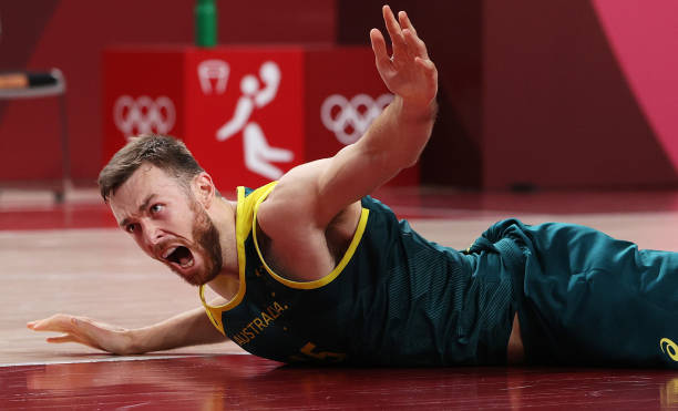 控球后衛(wèi)與得分后衛(wèi)的角色區(qū)別在哪里?