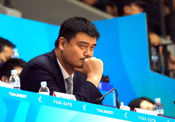 籃球中鋒的籃下統(tǒng)治力與防守策略