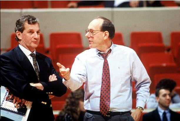 開籃球場能賺多少錢？真實案例分享