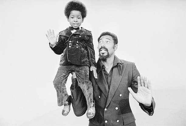 如何用紙板制作簡易投籃機?詳細步驟分享