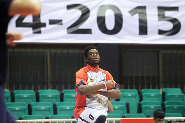 CBA賽程深度分析:關(guān)鍵比賽日與重要場(chǎng)館巡禮