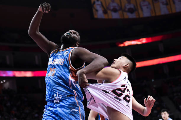 揭秘籃球路人王：他們離職業(yè)只差一步？