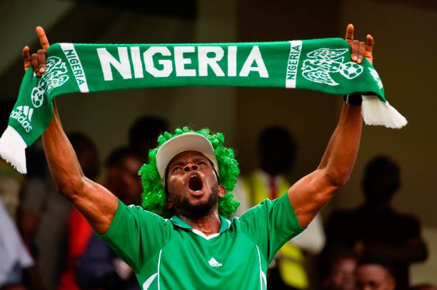 籠式足球場尺寸對比賽的影響:戰(zhàn)術與空間利用分析