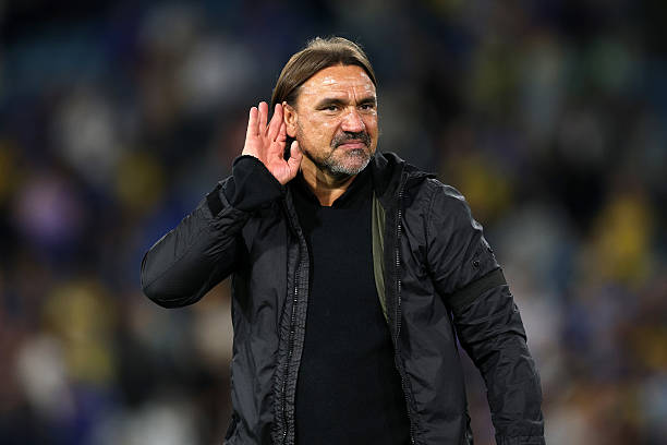 貝克漢姆歐洲杯經(jīng)典瞬間回顧:那些年我們追過的任意球