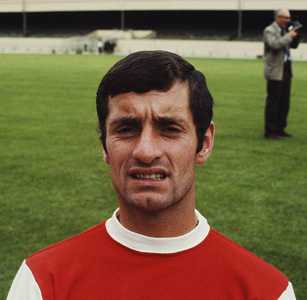 卡卡皇馬時(shí)期頭像:白衣飄飄的優(yōu)雅王子