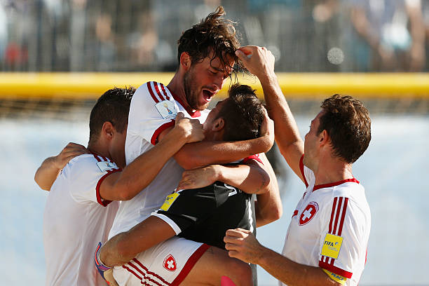 法甲球衣贊助商的行業(yè)分布：金融、科技、航空等領域的角逐