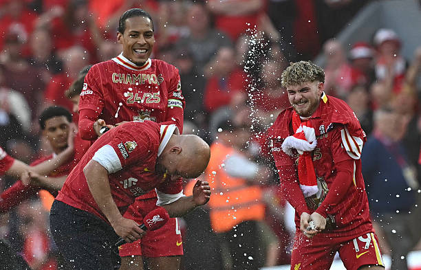 齊達內(nèi)談法國隊執(zhí)教理念:延續(xù)攻勢足球傳統(tǒng)