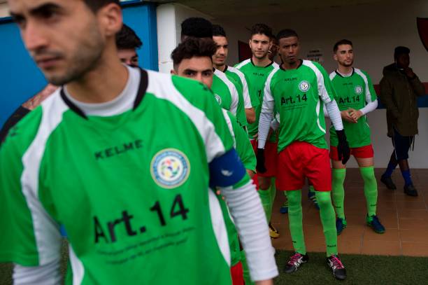 德甲陣營戰(zhàn)術(shù)板：高位逼搶與快速反擊的戰(zhàn)術(shù)博弈