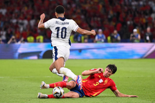 門將開大腳直接破門，進球是否有效？