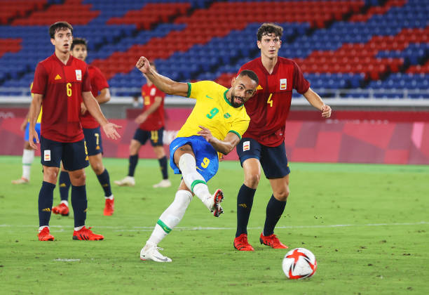 (風(fēng)格：宏大、有氣勢，強(qiáng)調(diào)“最強(qiáng)”)