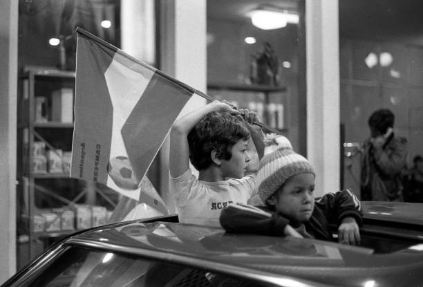 姆巴佩的技術(shù)與爆發(fā)力：為何他如此難以防守？