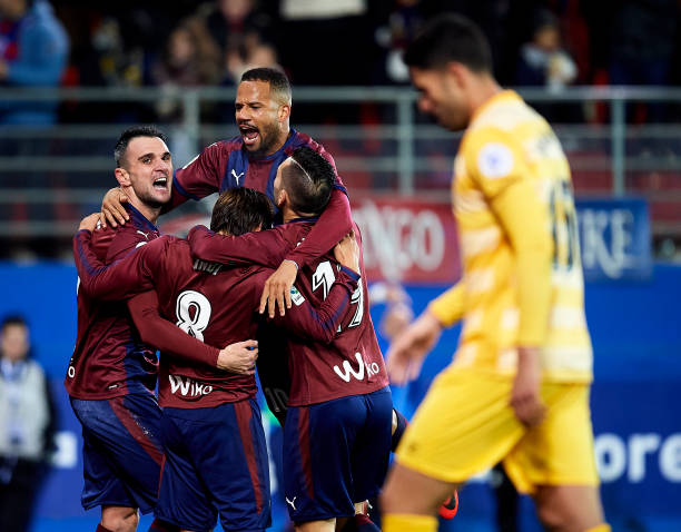 從梅西的頭球數(shù)據(jù)看現(xiàn)代足球?qū)夹g(shù)型前鋒的要求