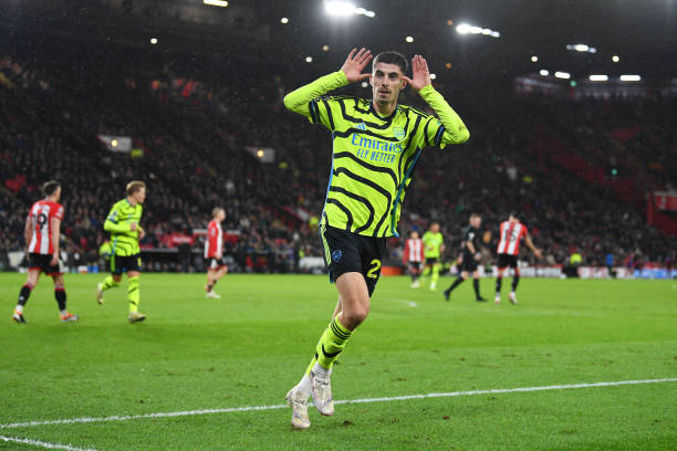 巴薩VS皇馬：西甲冠軍數(shù)量對(duì)比，誰更勝一籌？