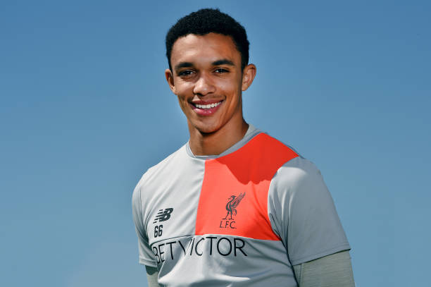 免費直播足球的app軟件深度解析：如何實現高效直播技術