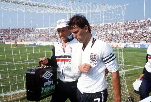 梅西代表哪個(gè)國(guó)家隊(duì)出戰(zhàn)國(guó)際比賽？