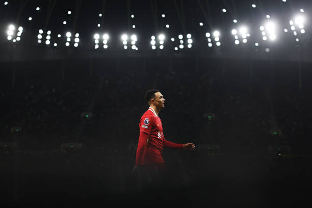 C羅職業(yè)生涯簡(jiǎn)史:從馬德拉到世界之巔