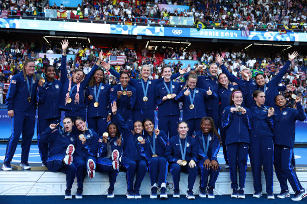 游泳奧運(yùn)比賽中的戰(zhàn)術(shù)策略:如何贏得毫秒之差