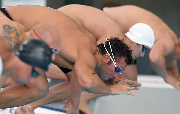 郭晶晶的丈夫霍啟剛:他們的愛情與家庭生活