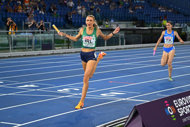 田亮家庭關(guān)系:父母支持與妻兒陪伴的成功背后