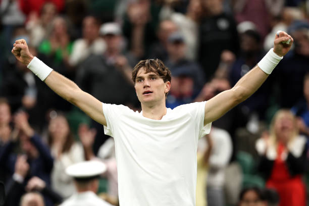 大滿貫的南北半球?qū)Q:澳網(wǎng)與美網(wǎng)文化差異