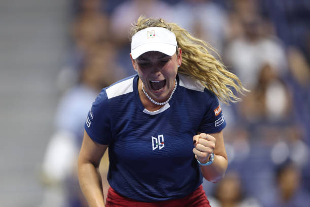 網(wǎng)球top spin與VR網(wǎng)球?qū)Ρ龋赫l更勝一籌？