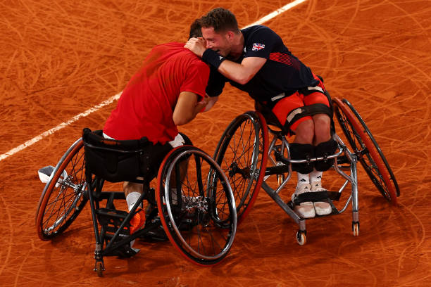 網(wǎng)球經(jīng)典戰(zhàn)役回顧:CCTV5精選賽事回放