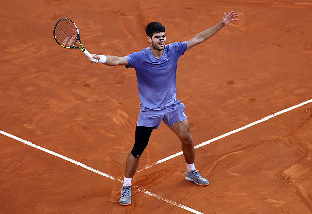 網(wǎng)球場(chǎng)尺寸誤區(qū):常見(jiàn)錯(cuò)誤測(cè)量與正確方法指南