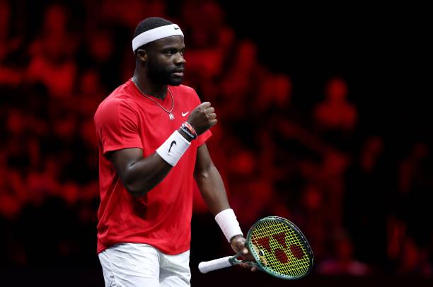 雙打網(wǎng)球場尺寸設(shè)計:兼顧比賽需求與場地利用