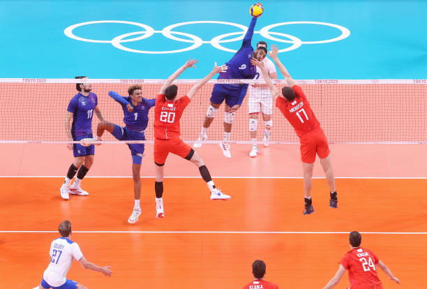 六人制排球場(chǎng)地大小和球網(wǎng)高度的國(guó)際標(biāo)準(zhǔn)