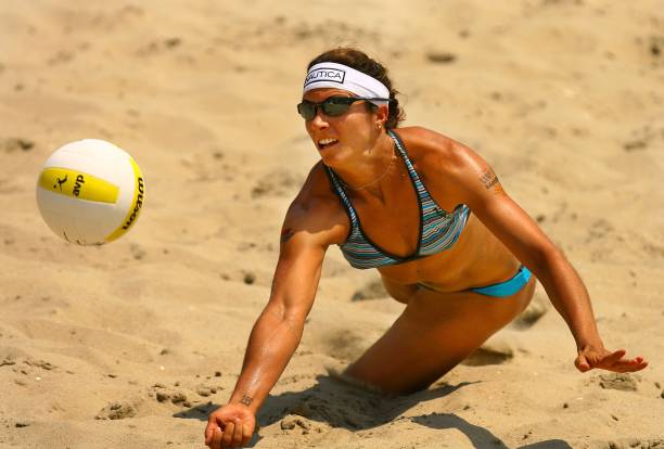 身高198cm的朱婷:中國女排的空中長城