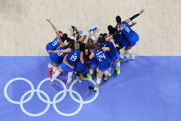 朱婷與拉爾森:世界排壇兩大巨星的巔峰對(duì)決