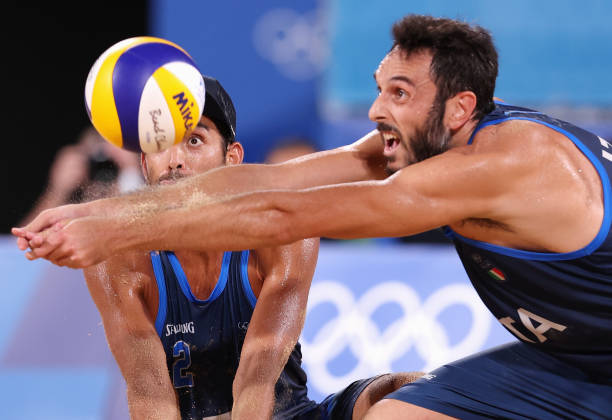 球場(chǎng)上的友誼:排球教會(huì)我的事