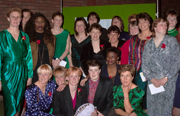 世界杯小組賽首輪冷門頻出，傳統(tǒng)強(qiáng)隊(duì)遭遇挑戰(zhàn)