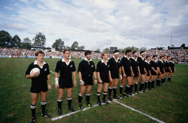 從球場(chǎng)到流行文化:2018年世界杯主題曲的成功之路